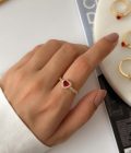 Anillo adara rojo